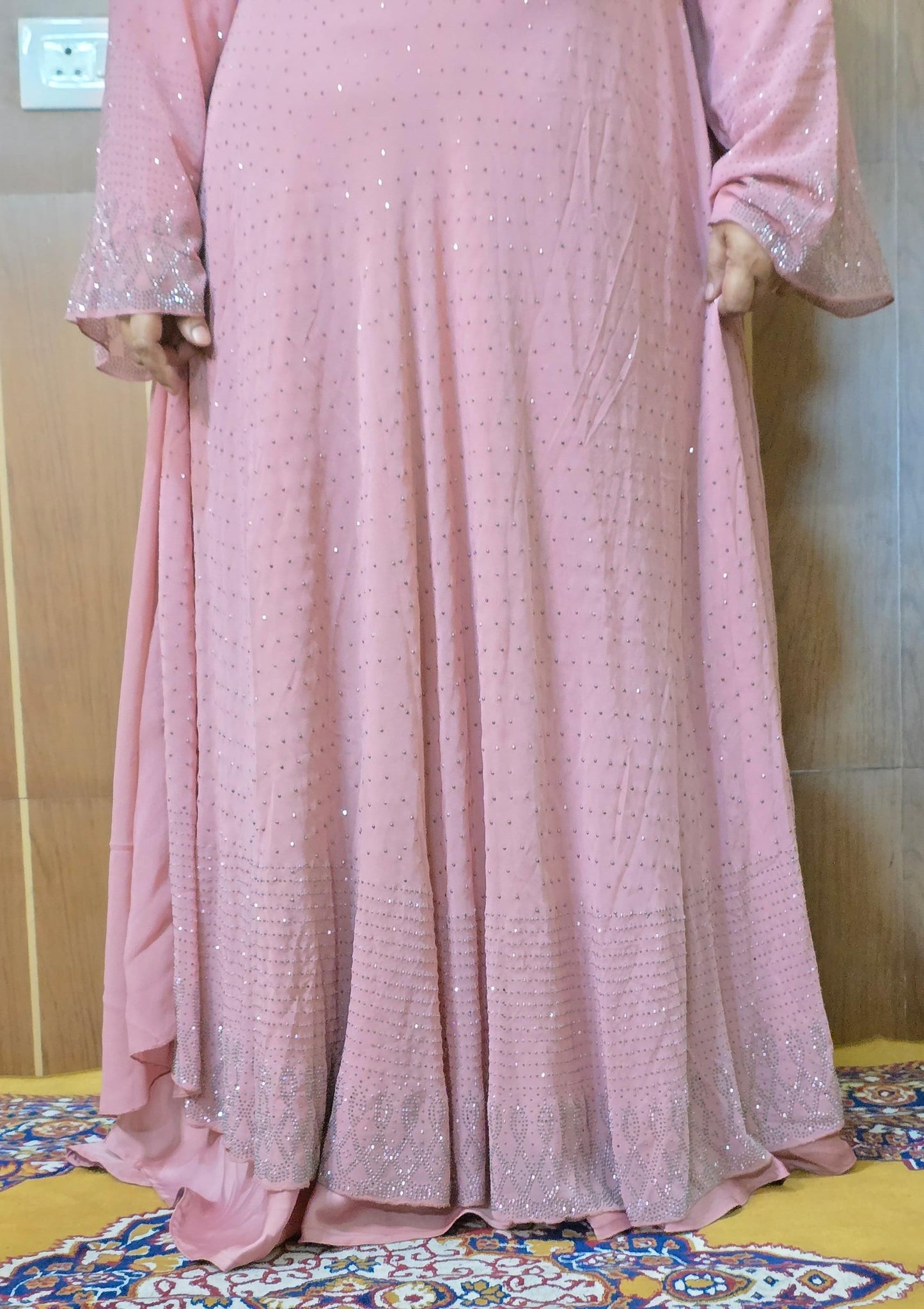 Nida ladies Pink Abaya